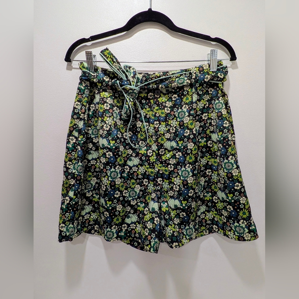 Scotch & Soda Floral Satin High Waisted Shorts With Matching Belt